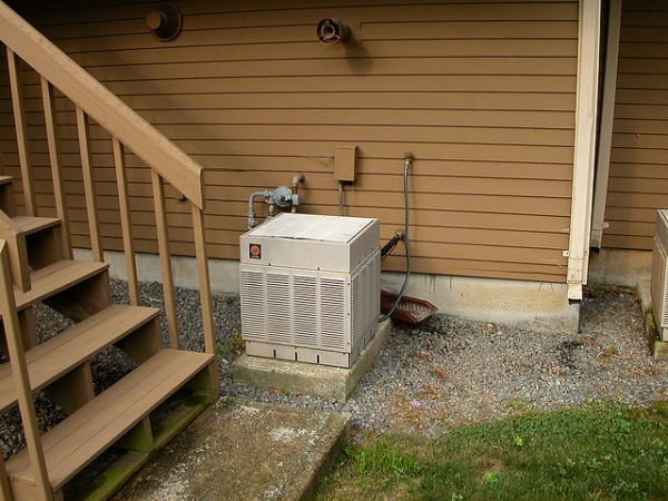 A good AC repairman will ensure that your AC unit runs trouble free East Texas Refrigeration Tyler TX