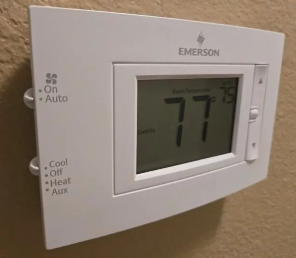 digital wall thermostat for hvac system
